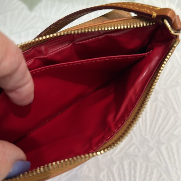 Dooney & Bourke Dillen ll Large Leather Wristlet - Picture 8 of 10